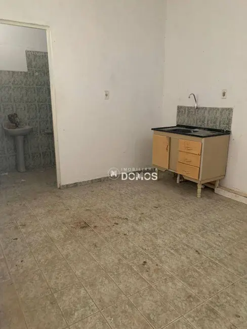 Armazém / Galpão para alugar, 364m2 em Guaratingueta - SP - imagem 4 Foto 4 de Armazém / Galpão para alugar, 364m2 em Guaratingueta - SP