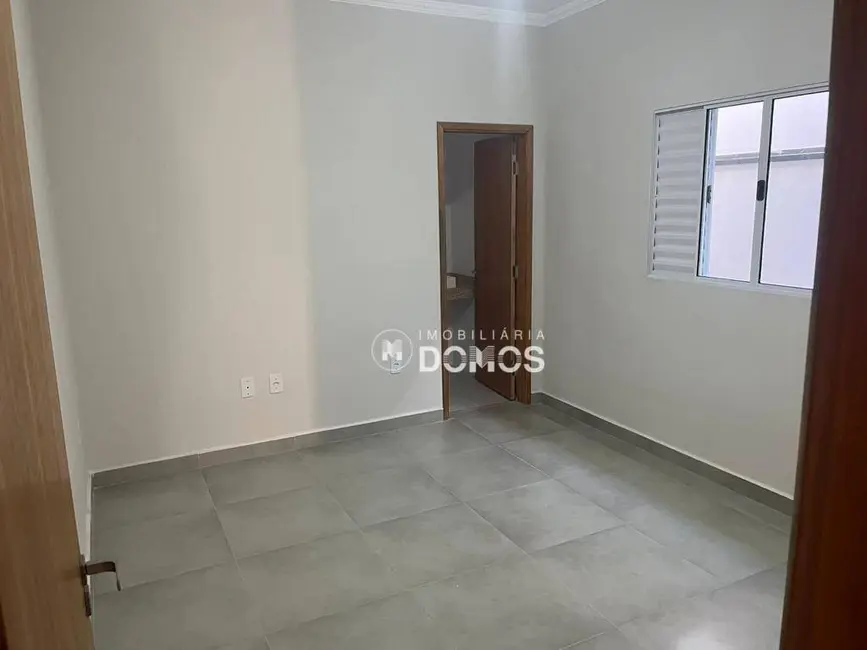 Foto 7 de Casa com 2 quartos à venda, 125m2 em Jardim do Vale, Guaratingueta - SP