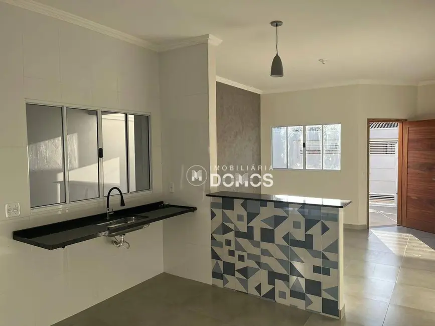 Foto 5 de Casa com 2 quartos à venda, 125m2 em Jardim do Vale, Guaratingueta - SP