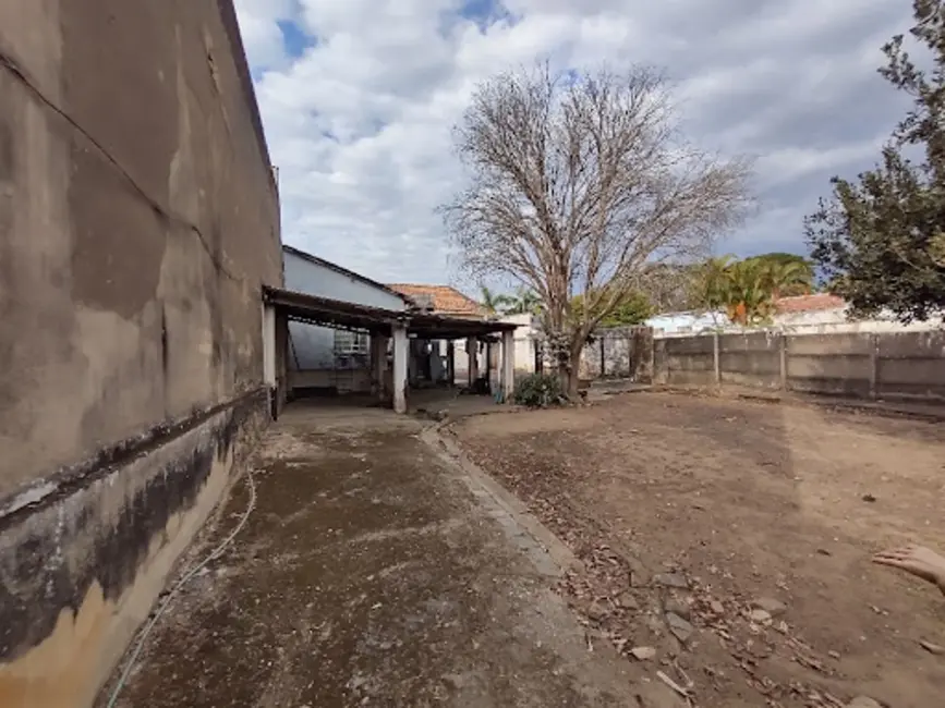 Foto 4 de Casa com 4 quartos à venda, 1100m2 em Roseira - SP