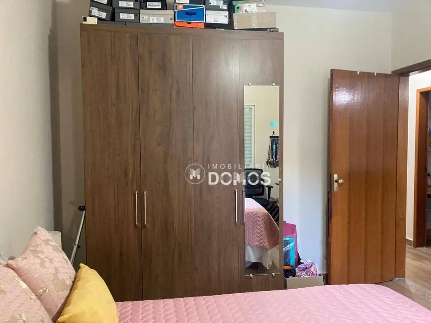 Casa com 3 quartos à venda, 250m2 em Residencial Village Santana, Guaratingueta - SP - imagem 6 Foto 6 de Casa com 3 quartos à venda, 250m2 em Residencial Village Santana, Guaratingueta - SP