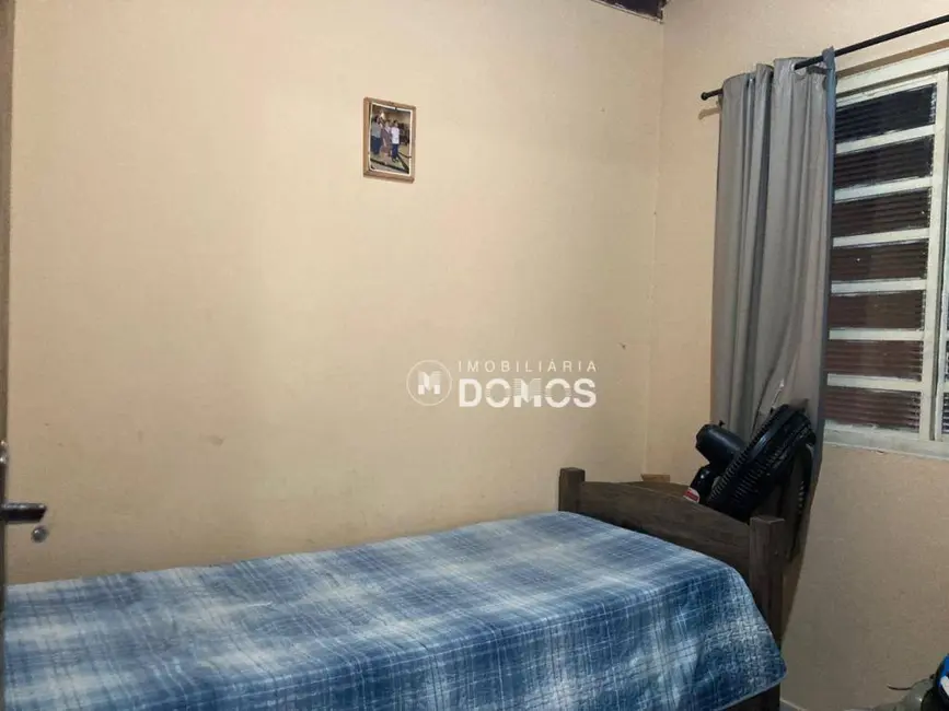 Foto 5 de Casa com 3 quartos à venda, 250m2 em Parque São Francisco, Guaratingueta - SP