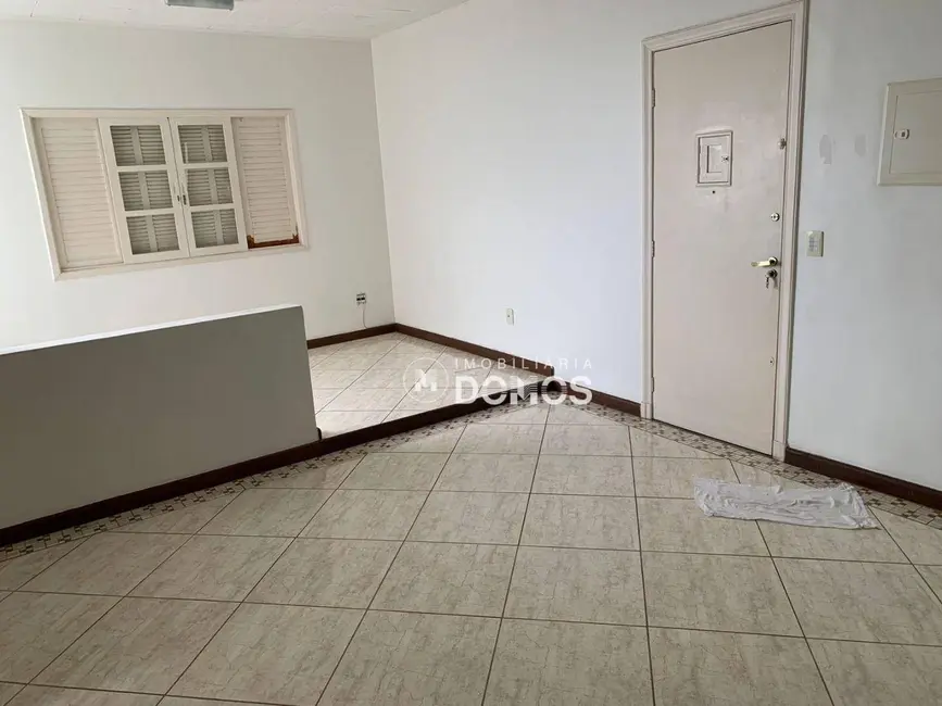 Foto 2 de Apartamento com 2 quartos à venda, 110m2 em Centro, Guaratingueta - SP