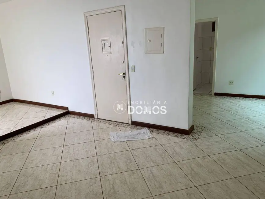 Foto 4 de Apartamento com 2 quartos à venda, 110m2 em Centro, Guaratingueta - SP