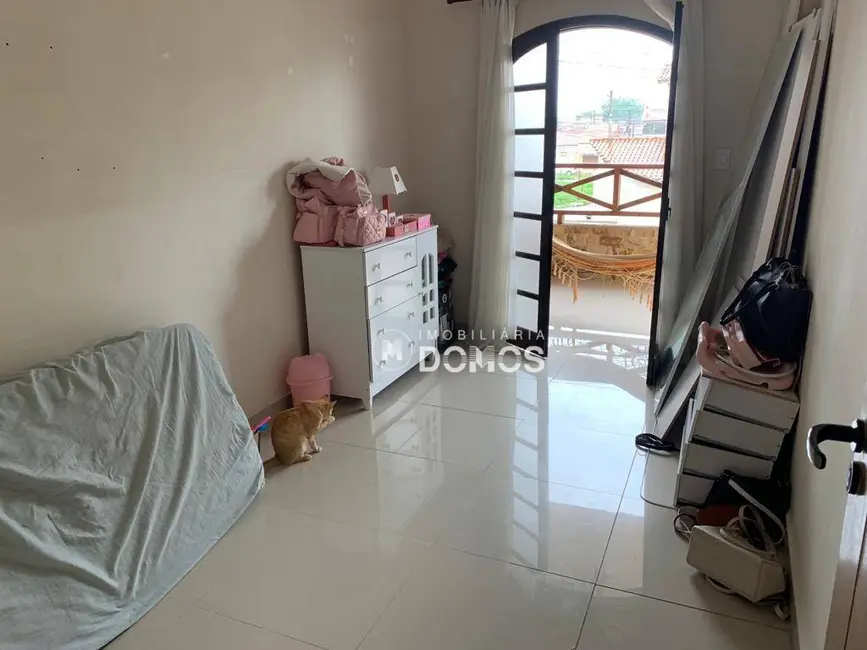 Foto 4 de Casa com 3 quartos à venda, 140m2 em Jardim Esperança, Guaratingueta - SP