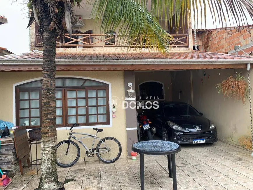 Foto 3 de Casa com 3 quartos à venda, 140m2 em Jardim Esperança, Guaratingueta - SP