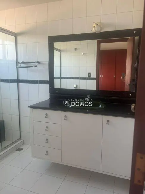 Foto 9 de Apartamento com 3 quartos à venda, 170m2 em Jardim Coelho Neto, Guaratingueta - SP