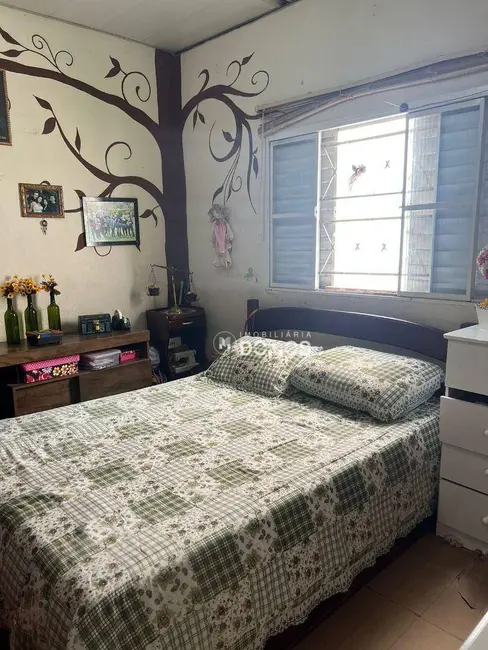 Foto 1 de Casa com 3 quartos à venda, 500m2 em Pedregulho, Guaratingueta - SP