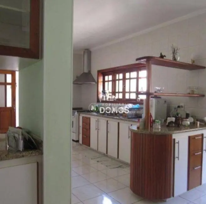 Foto 9 de Casa com 3 quartos à venda, 585m2 em Parque Residencial Mirante do Vale, Guaratingueta - SP