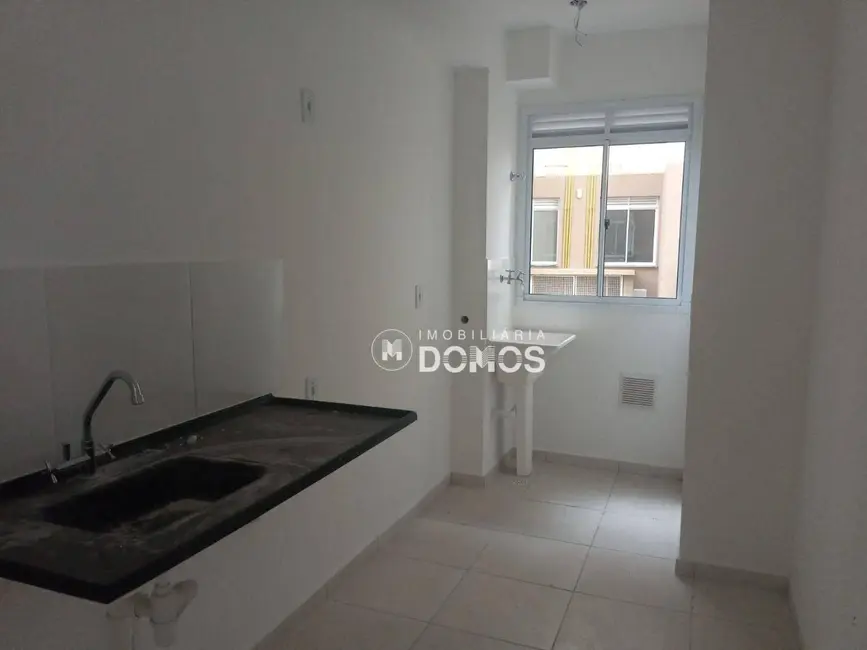 Foto 2 de Apartamento com 2 quartos à venda, 62m2 em Chácara Selles, Guaratingueta - SP