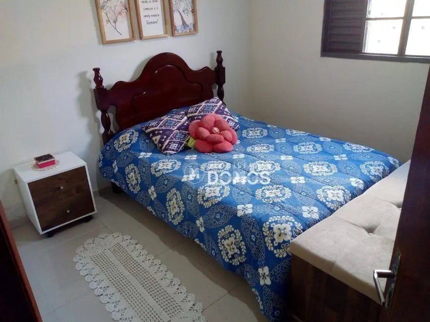 Foto 6 de Casa com 2 quartos à venda, 130m2 em Vila Rica, Pindamonhangaba - SP