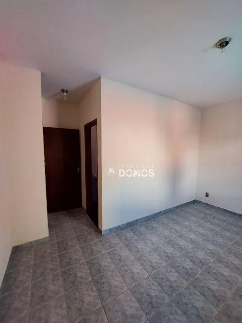 Foto 7 de Casa com 4 quartos à venda, 280m2 em Parque Residencial Beira Rio, Guaratingueta - SP