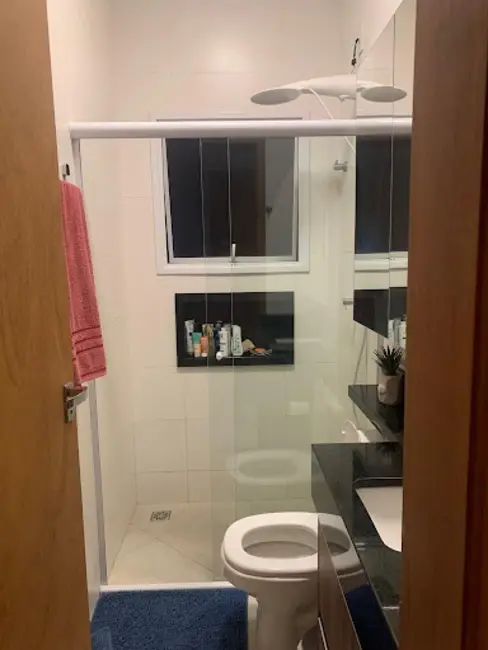 Foto 9 de Apartamento com 2 quartos à venda, 75m2 em Guaratingueta - SP