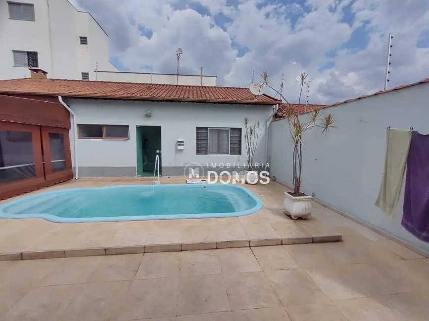 Foto 9 de Casa com 2 quartos à venda, 300m2 em Jardim Bela Vista II, Guaratingueta - SP