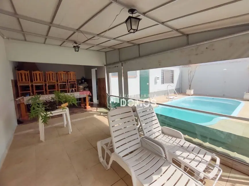 Foto 7 de Casa com 2 quartos à venda, 300m2 em Jardim Bela Vista II, Guaratingueta - SP