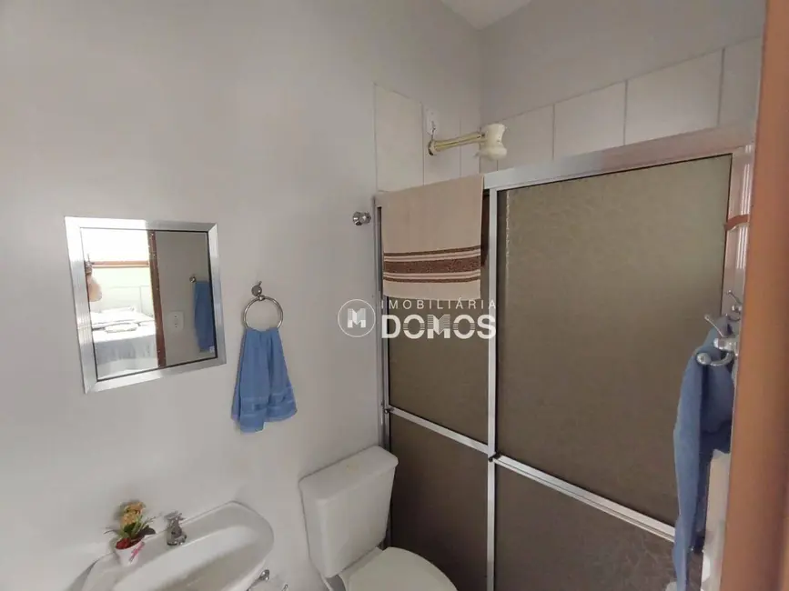 Foto 6 de Casa com 2 quartos à venda, 300m2 em Jardim Bela Vista II, Guaratingueta - SP
