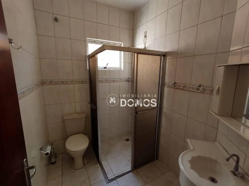 Foto 8 de Casa com 2 quartos à venda, 250m2 em Jardim Coelho Neto, Guaratingueta - SP