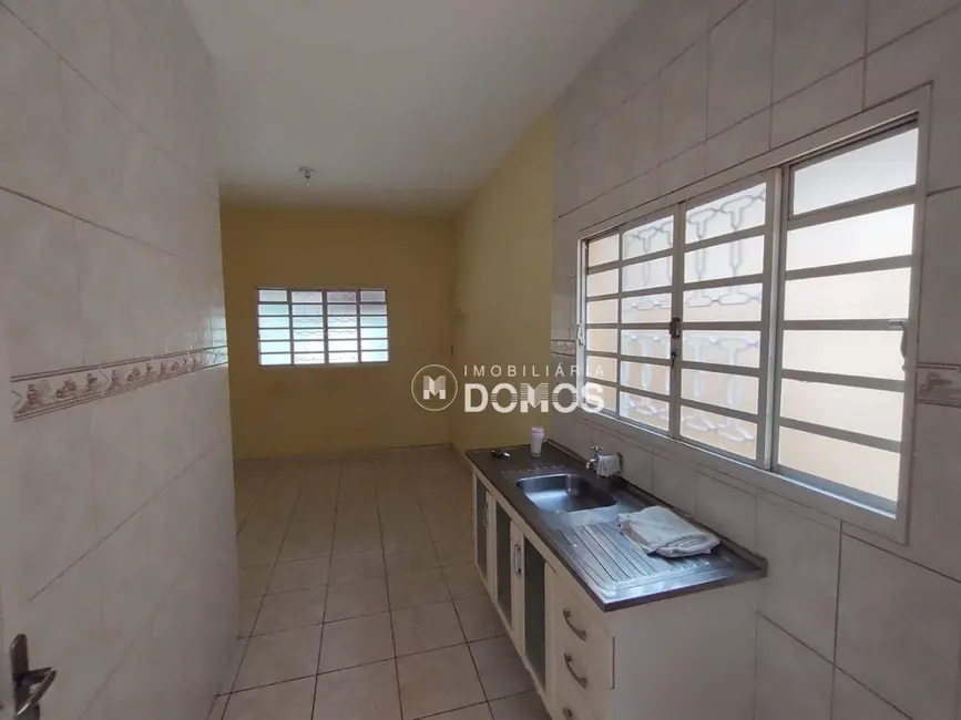 Foto 6 de Casa com 2 quartos à venda, 250m2 em Jardim Coelho Neto, Guaratingueta - SP