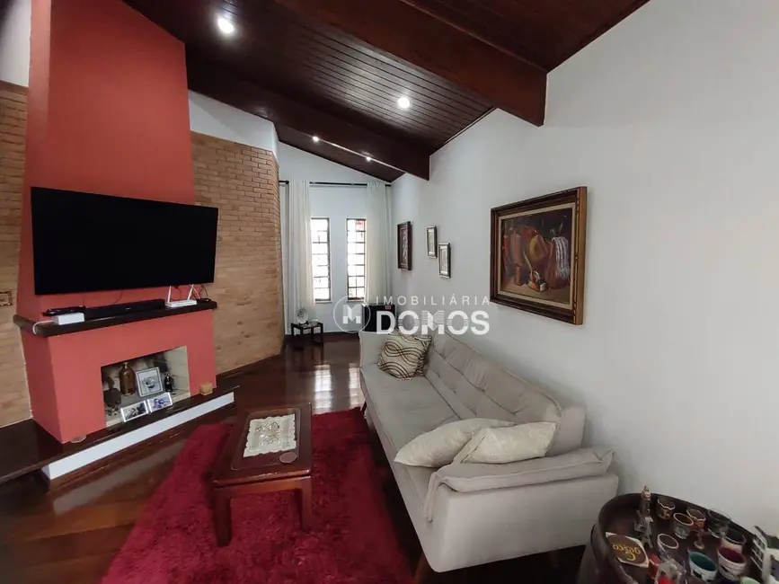 Casa com 3 quartos à venda, 300m2 em Portal das Colinas, Guaratingueta - SP - imagem 5 Foto 5 de Casa com 3 quartos à venda, 300m2 em Portal das Colinas, Guaratingueta - SP
