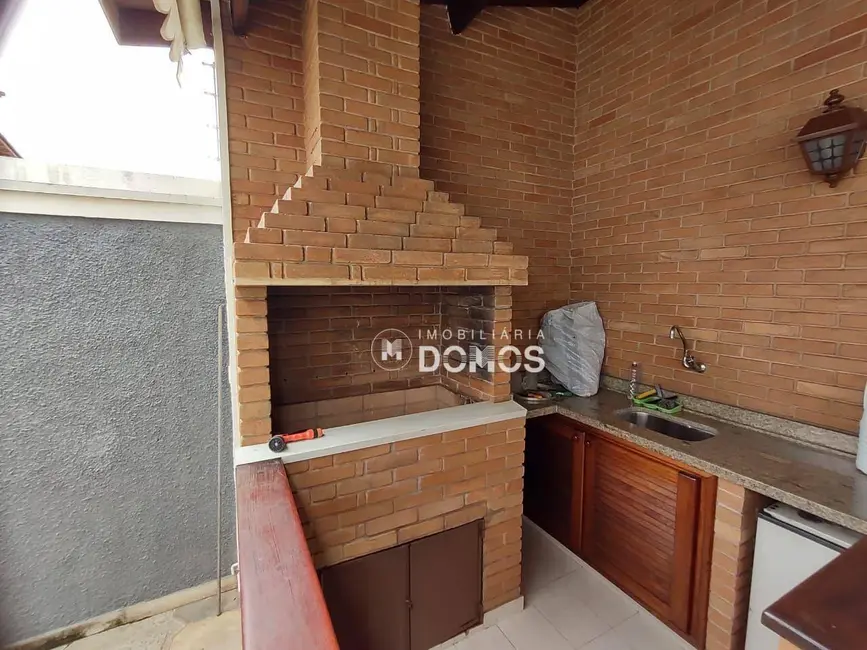 Casa com 3 quartos à venda, 300m2 em Portal das Colinas, Guaratingueta - SP - imagem 6 Foto 6 de Casa com 3 quartos à venda, 300m2 em Portal das Colinas, Guaratingueta - SP
