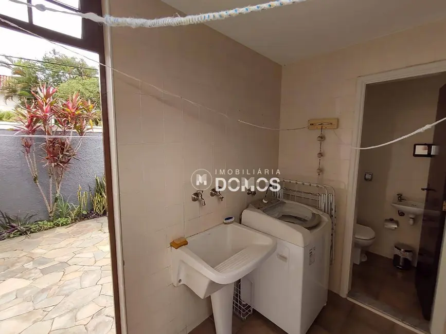 Casa com 3 quartos à venda, 300m2 em Portal das Colinas, Guaratingueta - SP - imagem 7 Foto 7 de Casa com 3 quartos à venda, 300m2 em Portal das Colinas, Guaratingueta - SP