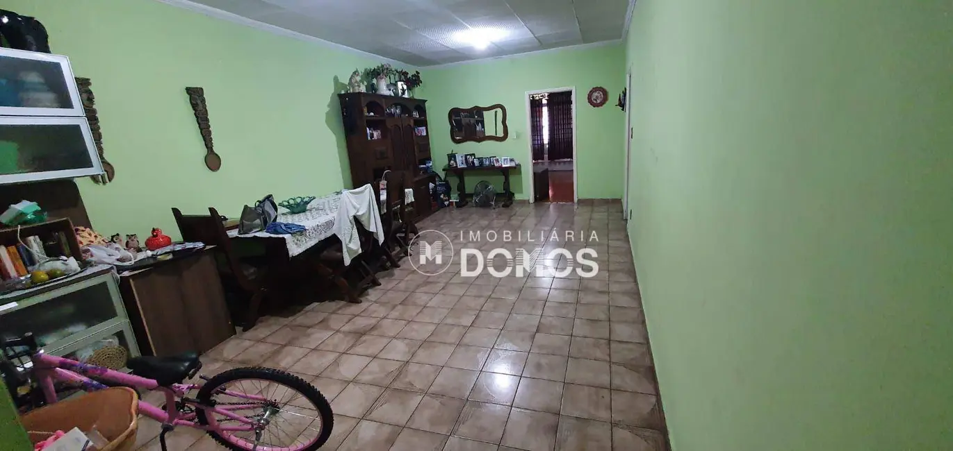 Casa com 4 quartos à venda, 359m2 em Aparecida - SP - imagem 5 Foto 5 de Casa com 4 quartos à venda, 359m2 em Aparecida - SP