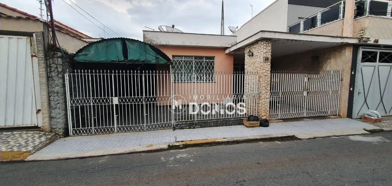 Casa com 4 quartos à venda, 359m2 em Aparecida, SP - imagem 1 Foto 1 de Casa com 4 quartos à venda, 359m2 em Aparecida, SP