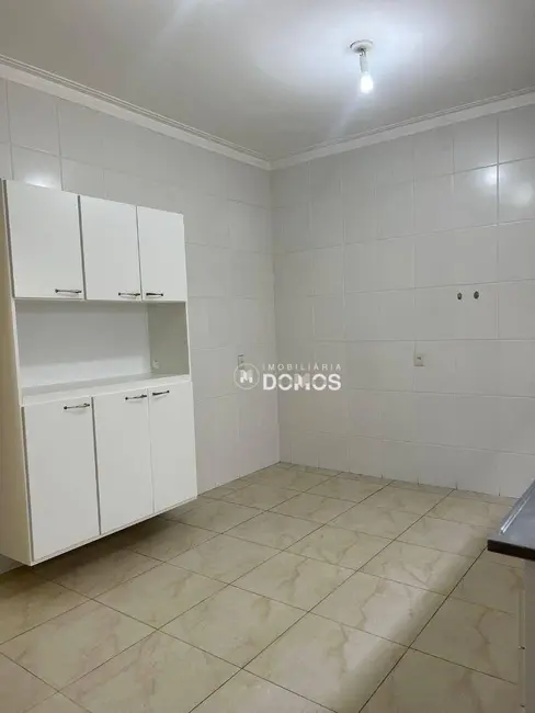Foto 2 de Casa com 3 quartos para alugar, 455m2 em Parque Residencial Mirante do Vale, Guaratingueta - SP