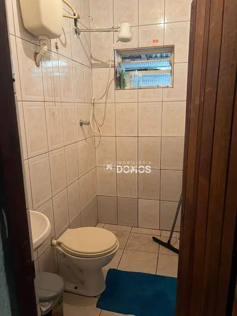 Foto 4 de Casa com 2 quartos à venda, 300m2 em Guaratingueta - SP