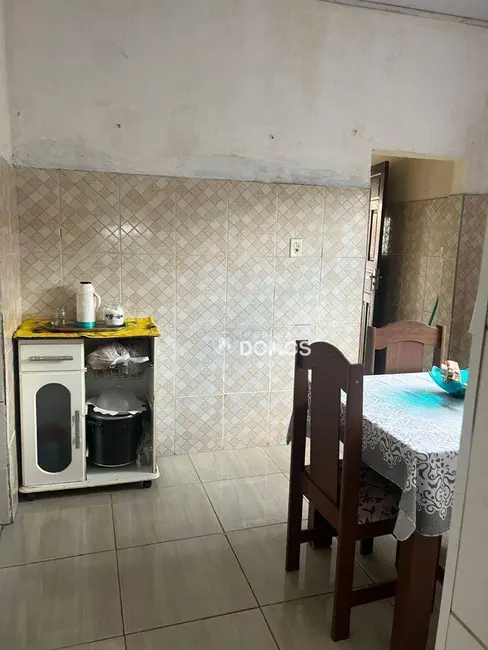 Foto 9 de Casa com 2 quartos à venda, 300m2 em Guaratingueta - SP