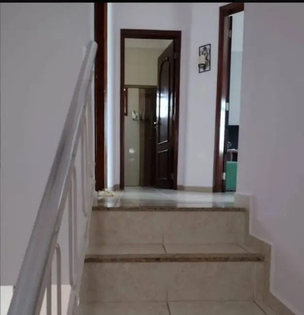 Foto 7 de Casa com 4 quartos à venda, 300m2 em Portal das Colinas, Guaratingueta - SP