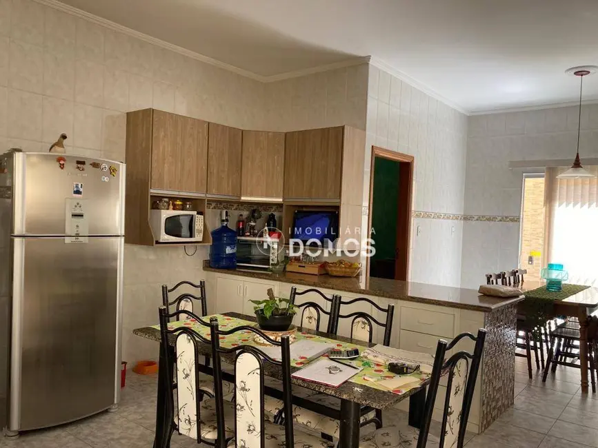 Foto 8 de Casa com 4 quartos à venda, 288m2 em Parque do Sol, Guaratingueta - SP