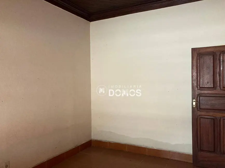 Foto 6 de Casa com 3 quartos à venda, 300m2 em Nova Guará, Guaratingueta - SP