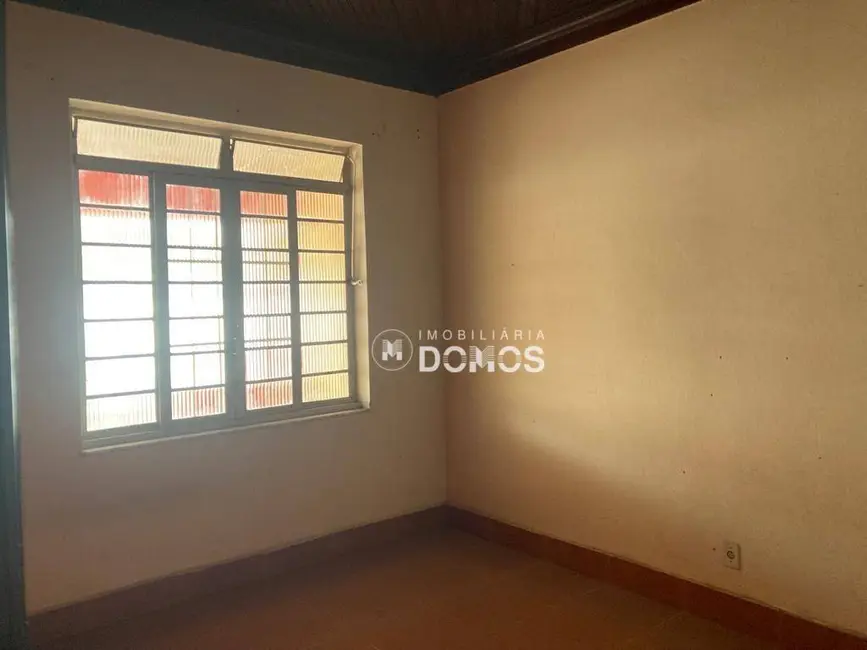 Foto 4 de Casa com 3 quartos à venda, 300m2 em Nova Guará, Guaratingueta - SP