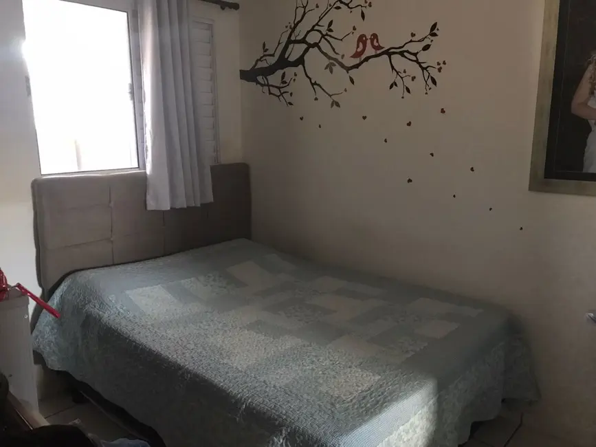 Foto 9 de Casa de Condomínio com 2 quartos à venda, 125m2 em Jardim Aeroporto, Guaratingueta - SP