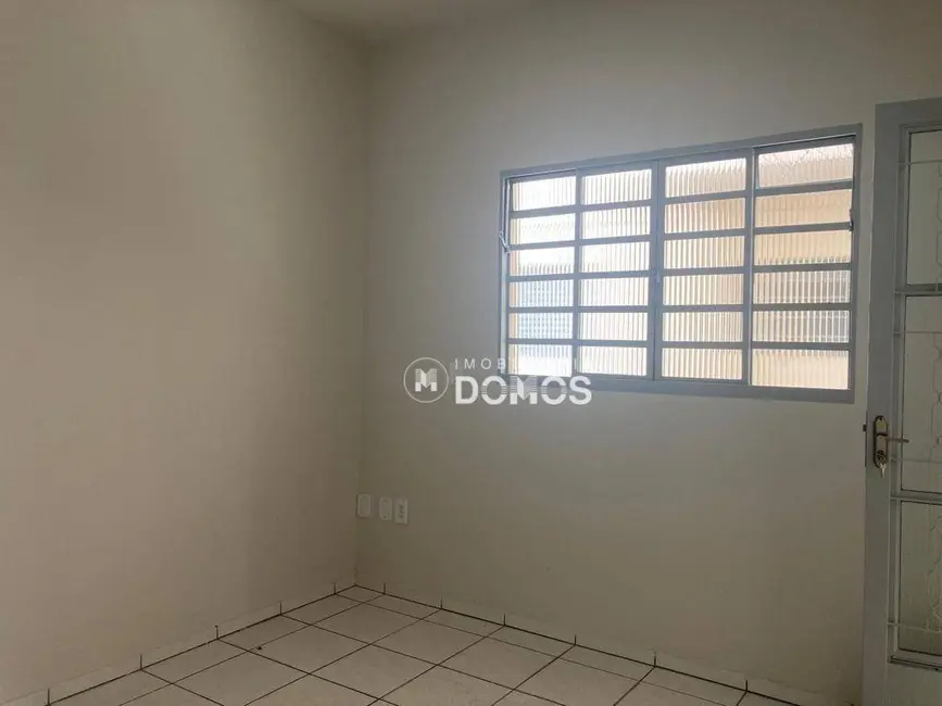 Apartamento com 2 quartos para alugar, 60m2 em Engenheiro Neiva, Guaratingueta - SP - imagem 5 Foto 5 de Apartamento com 2 quartos para alugar, 60m2 em Engenheiro Neiva, Guaratingueta - SP