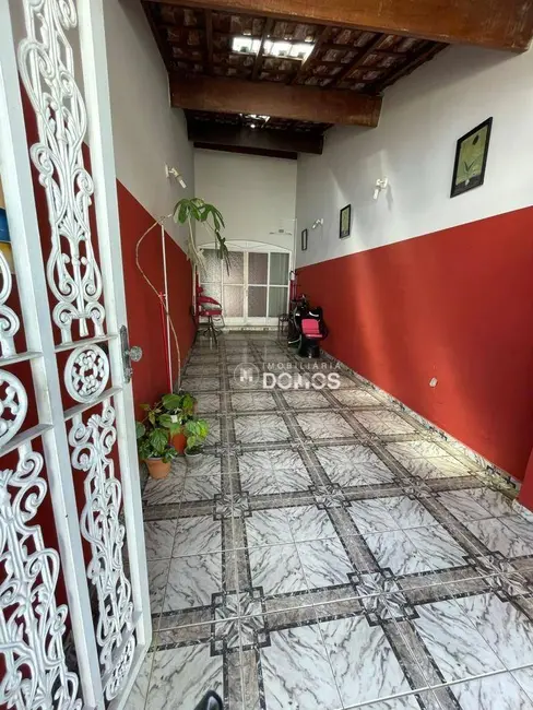 Foto 3 de Casa com 3 quartos à venda, 113m2 em Vila Jacobelli, Guaratingueta - SP