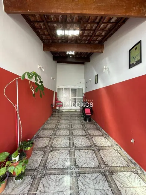 Foto 9 de Casa com 3 quartos à venda, 113m2 em Vila Jacobelli, Guaratingueta - SP