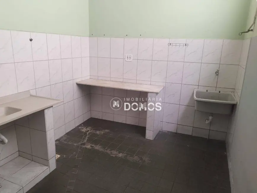 Foto 21 de Loja para alugar em Centro, Guaratingueta - SP