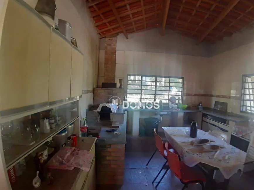 Foto 6 de Chácara com 1 quarto à venda, 4000m2 em Bom Jardim I, Guaratingueta - SP