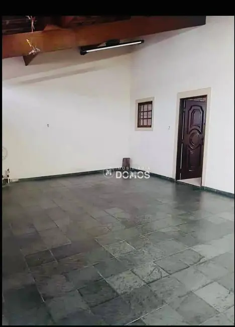 Foto 5 de Casa com 2 quartos à venda, 225m2 em Parque São Francisco, Guaratingueta - SP