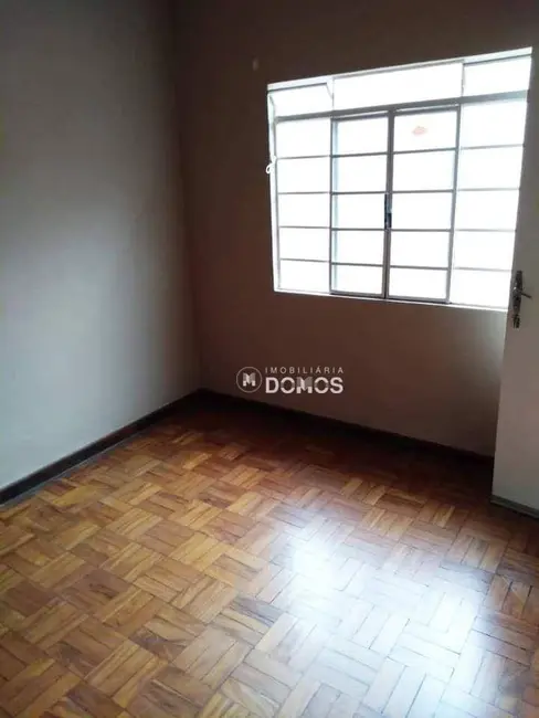 Foto 7 de Casa com 3 quartos à venda, 300m2 em Jardim Rony, Guaratingueta - SP