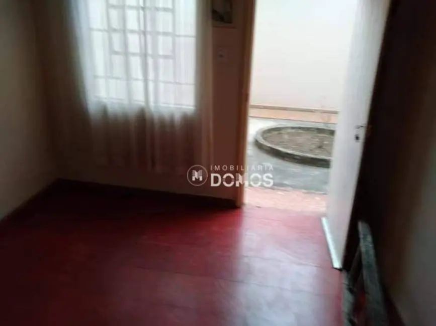 Foto 3 de Casa com 3 quartos à venda, 300m2 em Jardim Rony, Guaratingueta - SP