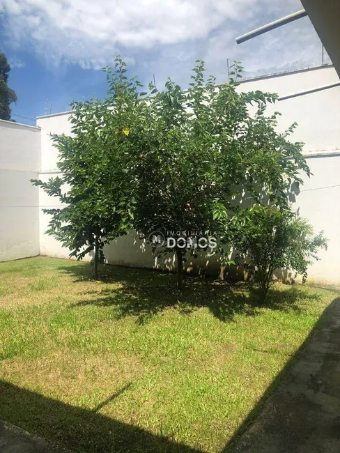 Foto 9 de Casa com 3 quartos à venda, 300m2 em Guaratingueta - SP