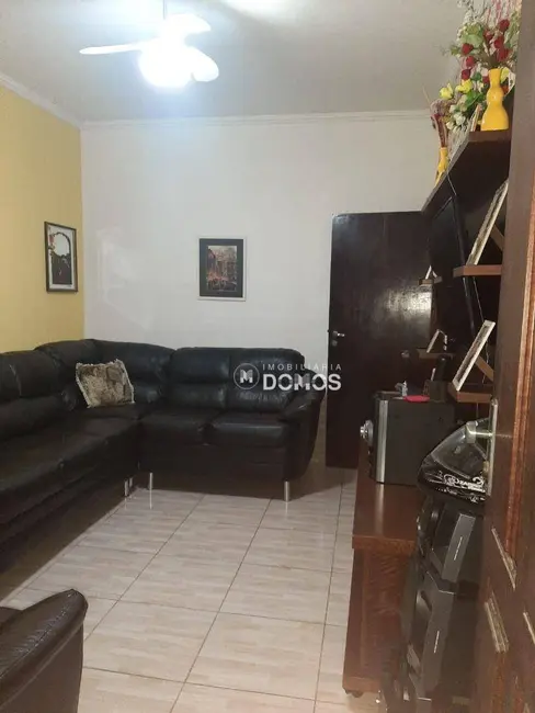 Foto 1 de Casa com 3 quartos à venda em Parque Residencial Beira Rio, Guaratingueta - SP