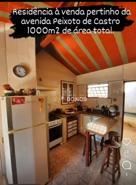 Foto 1 de Casa com 5 quartos à venda, 1000m2 em Cruz, Lorena - SP