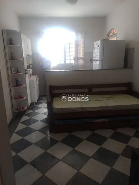 Casa com 3 quartos à venda, 275m2 em Aparecida - SP - imagem 8 Foto 8 de Casa com 3 quartos à venda, 275m2 em Aparecida - SP