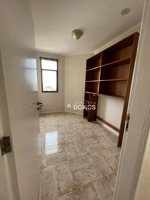 Foto 4 de Apartamento com 4 quartos para alugar, 315m2 em Campo do Galvão, Guaratingueta - SP