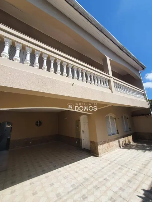 Foto 1 de Casa com 5 quartos à venda, 300m2 em Jardim Ícaro, Guaratingueta - SP