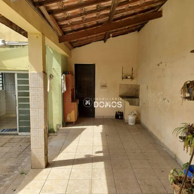 Foto 9 de Casa com 4 quartos à venda, 180m2 em Vila dos Comerciários I, Guaratingueta - SP